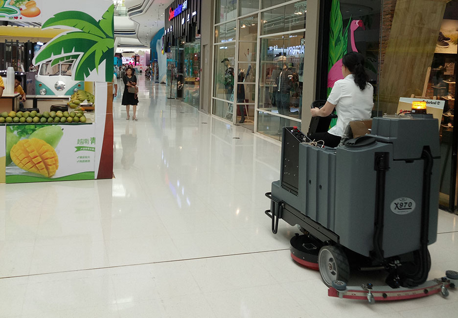 江西大型清潔設(shè)備多功能洗地機(jī)和電動(dòng)<a href=http://m.banehtakhane.com target=_blank class=infotextkey>掃地車(chē)生產(chǎn)廠</a>